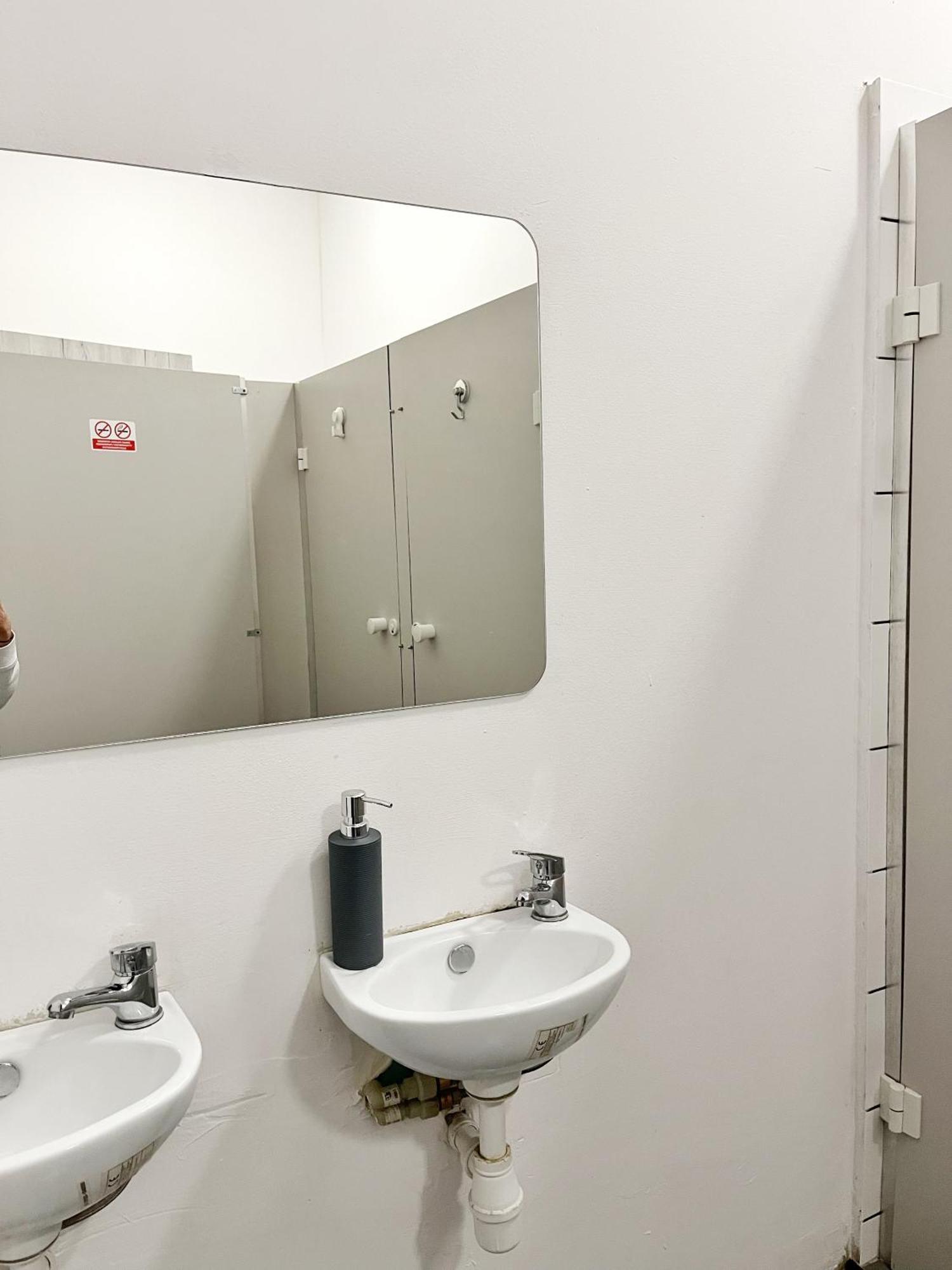 Tomtom Hostel クラクフ エクステリア 写真