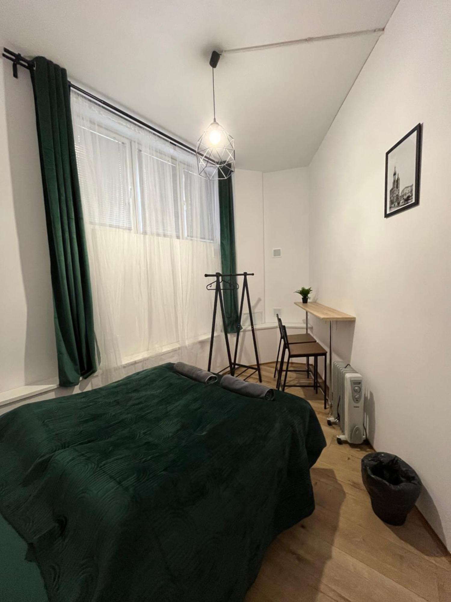 Tomtom Hostel クラクフ エクステリア 写真